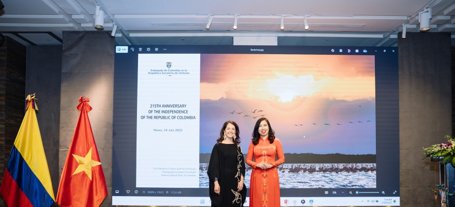 En un ambiente que recreó la riqueza de los pájaros que habitan en Colombia, la Embajada en Vietnam conmemoró el 215 aniversario de Independencia del país